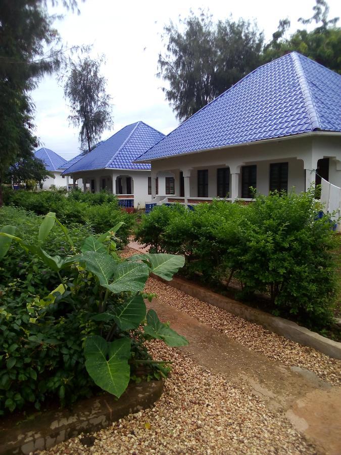 The Nungwi Inn Hotel エクステリア 写真